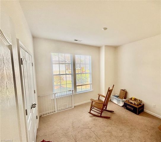 5024 Brian Center Lane, Winston-salem, NC 27105