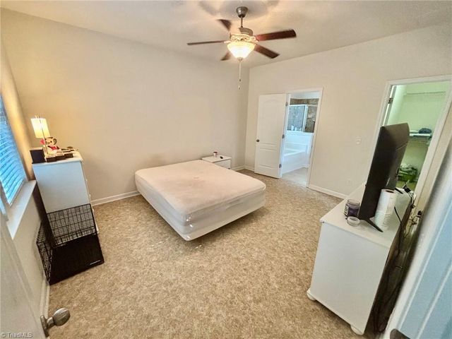 5024 Brian Center Lane, Winston-salem, NC 27105