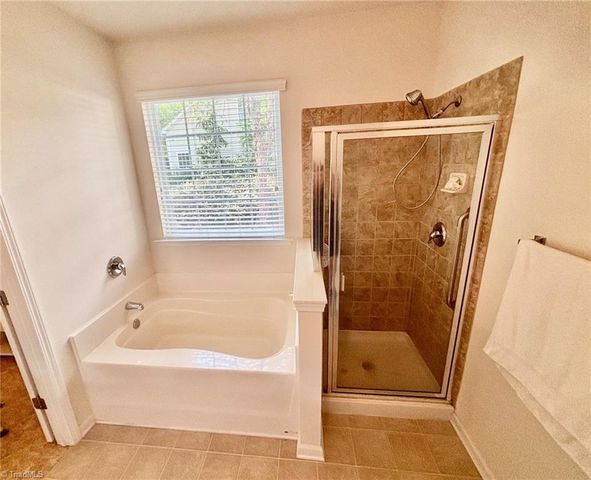 5024 Brian Center Lane, Winston-salem, NC 27105