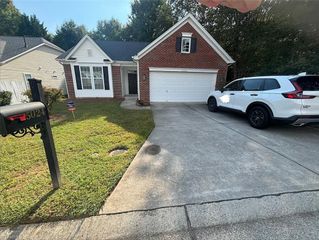 5024 Brian Center Lane, Winston-salem, NC 27105