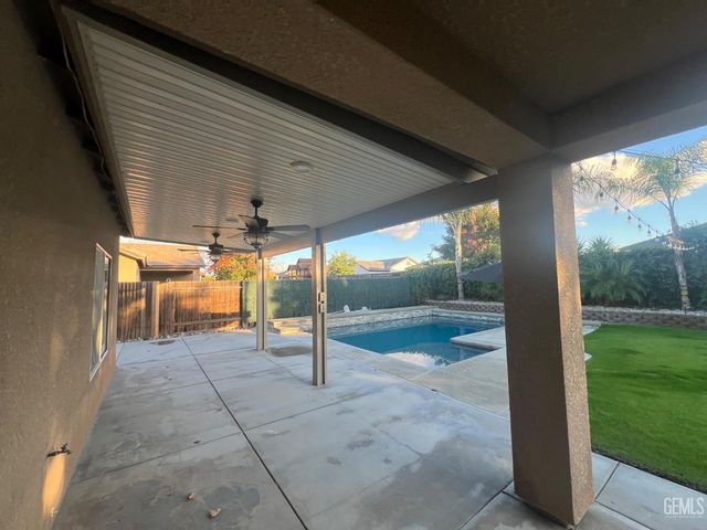 10619 Alondra Drive, Bakersfield, CA 93311