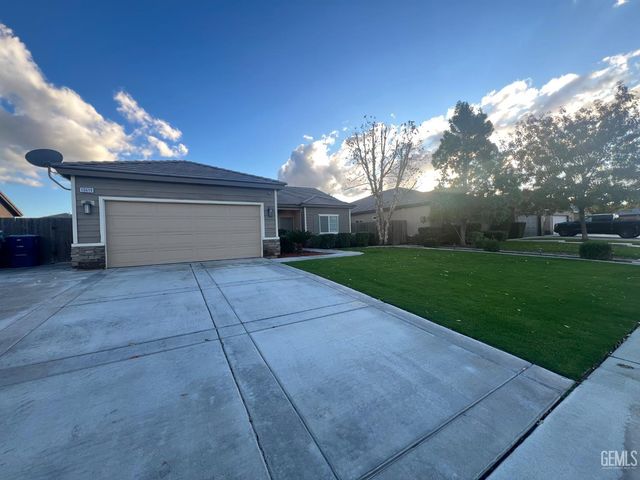 10619 Alondra Drive, Bakersfield, CA 93311