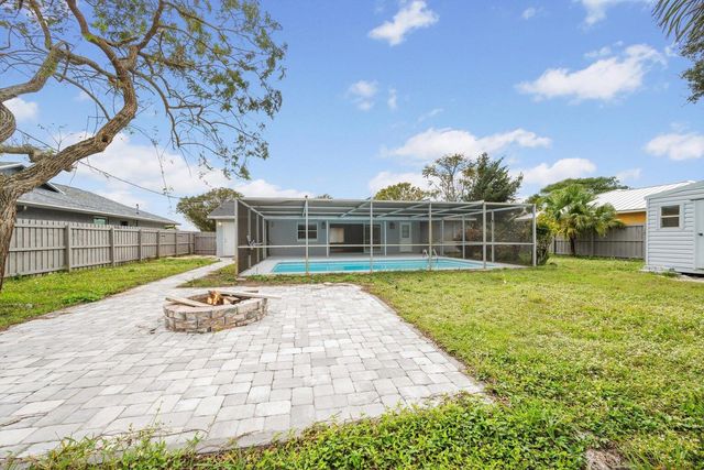 117 SE Lakehurst Drive Drive, Port St Lucie, FL 34953