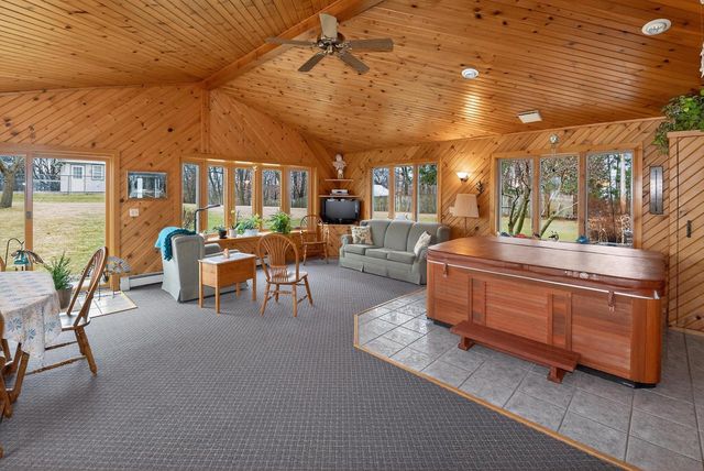 N6190 County Road F, Sullivan, WI 53178