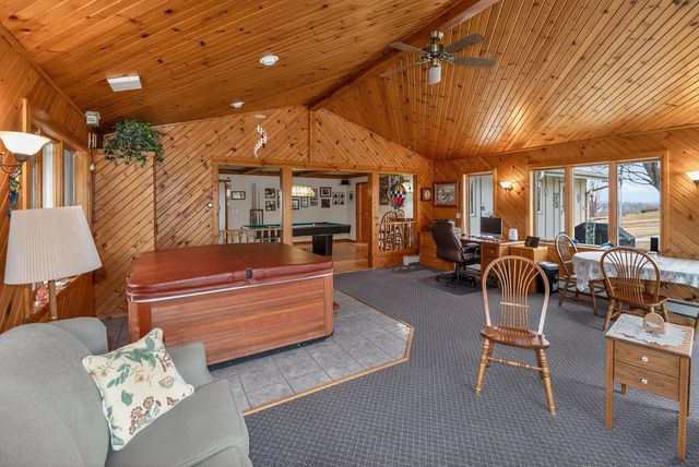 N6190 County Road F, Sullivan, WI 53178