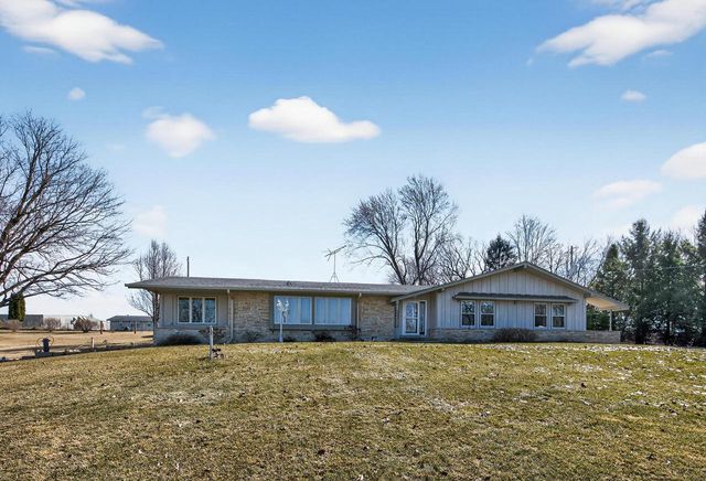 N6190 County Road F, Sullivan, WI 53178