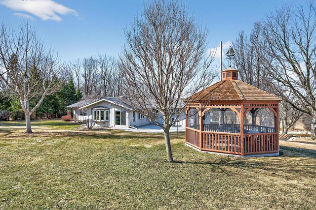 N6190 County Road F, Sullivan, WI 53178