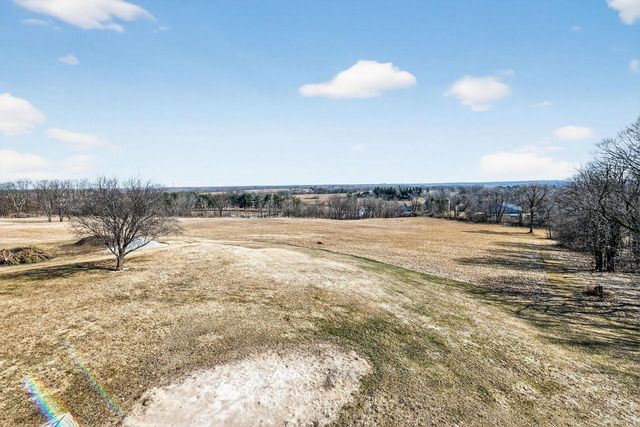 N6190 County Road F, Sullivan, WI 53178