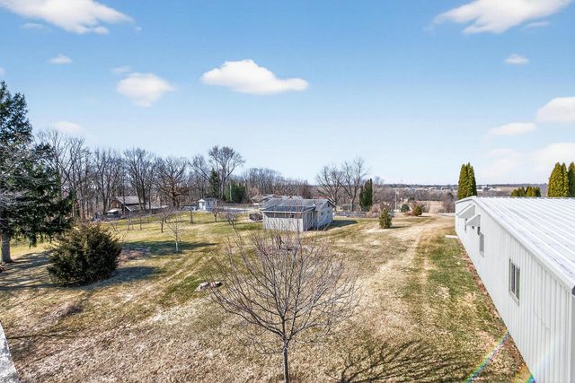 N6190 County Road F, Sullivan, WI 53178