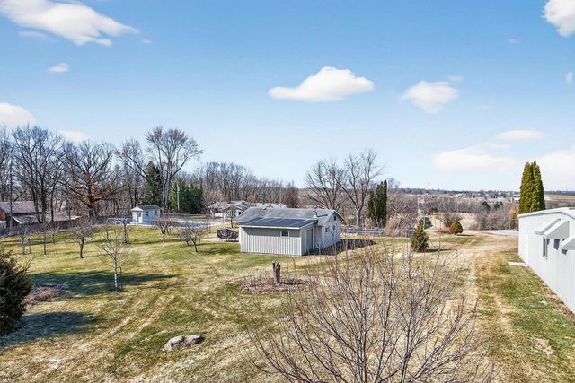 N6190 County Road F, Sullivan, WI 53178