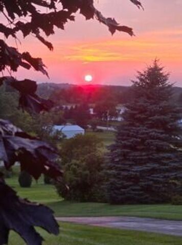 N6190 County Road F, Sullivan, WI 53178