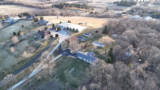 N6190 County Road F, Sullivan, WI 53178