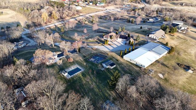 N6190 County Road F, Sullivan, WI 53178