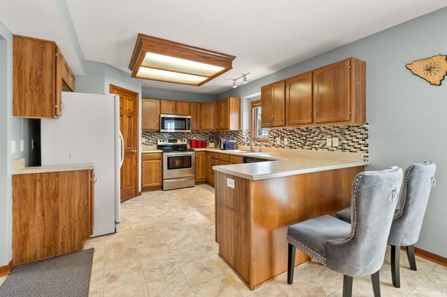 3203 Caledon Place, Fort Wayne, IN 46818