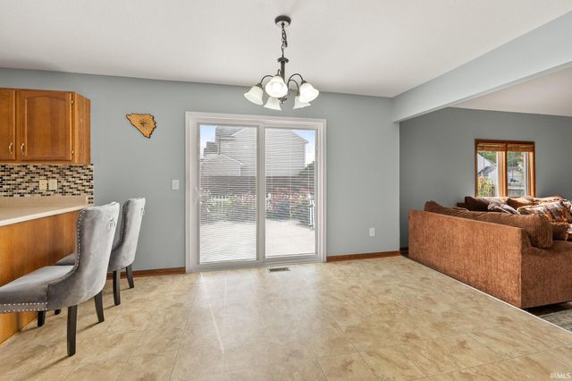 3203 Caledon Place, Fort Wayne, IN 46818