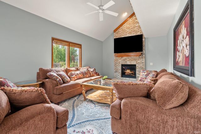 3203 Caledon Place, Fort Wayne, IN 46818