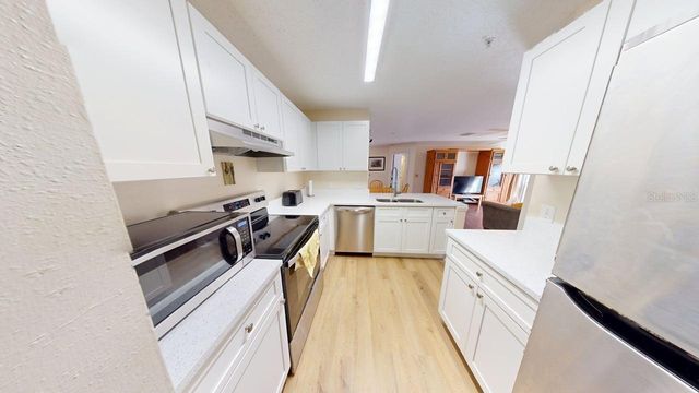 1950 SUMMER CLUB DRIVE 214, Oviedo, FL 32765