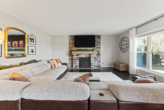 397 Huntington Drive, Loveland, OH 45140