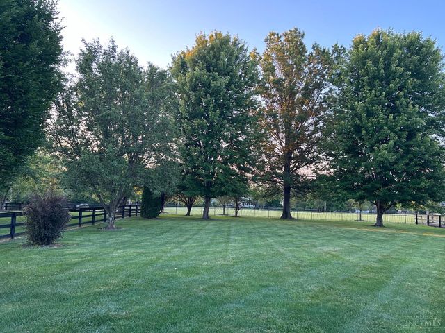 397 Huntington Drive, Loveland, OH 45140