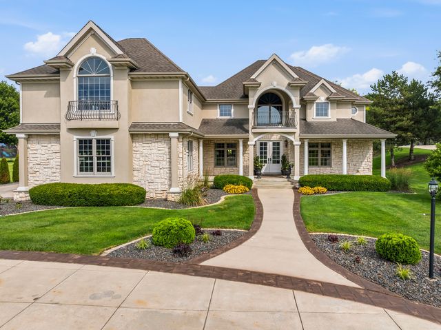 9241 Ruth Court, St. John, IN 46373