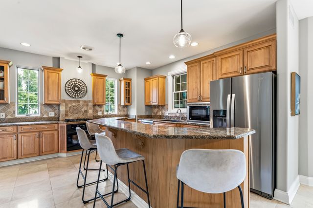 9241 Ruth Court, St. John, IN 46373