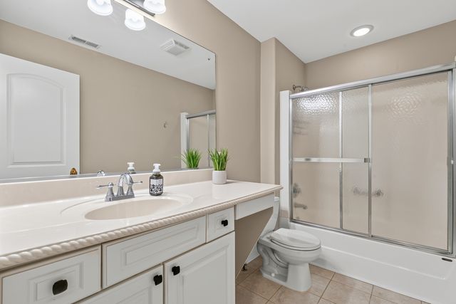 9241 Ruth Court, St. John, IN 46373