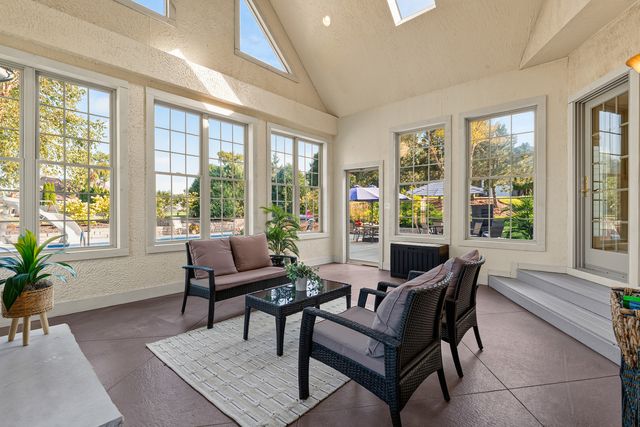 9241 Ruth Court, St. John, IN 46373