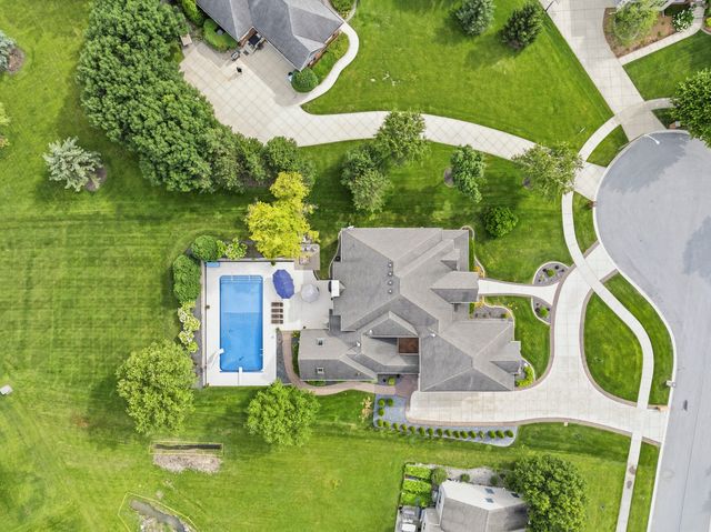 9241 Ruth Court, St. John, IN 46373