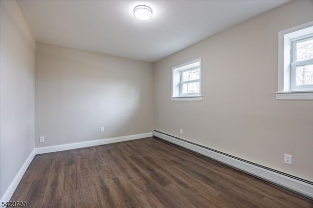 43 Courtland Dr, Wantage Twp., NJ 07461