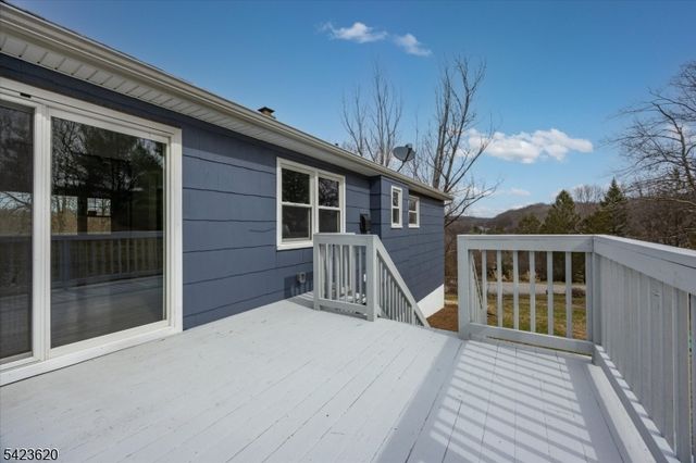 43 Courtland Dr, Wantage Twp., NJ 07461