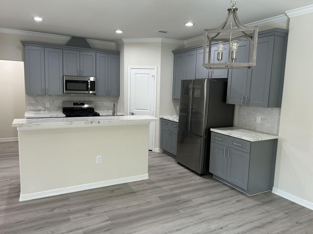 9650 Champion Heavens Drive, Spring, TX 77379