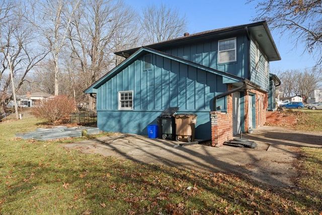 506 S Adams Street, Raymore, MO 64083