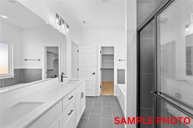 6008 SW Omaha Avenue, Bentonville, AR 72713