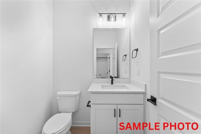 6008 SW Omaha Avenue, Bentonville, AR 72713
