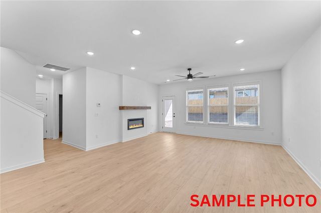 6008 SW Omaha Avenue, Bentonville, AR 72713