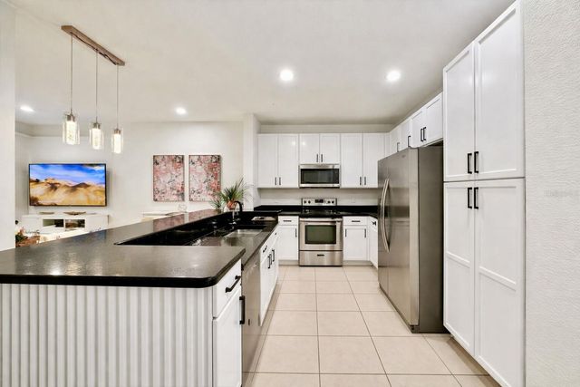 8458 KELSALL DRIVE, Orlando, FL 32832