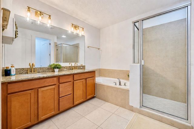 8458 KELSALL DRIVE, Orlando, FL 32832