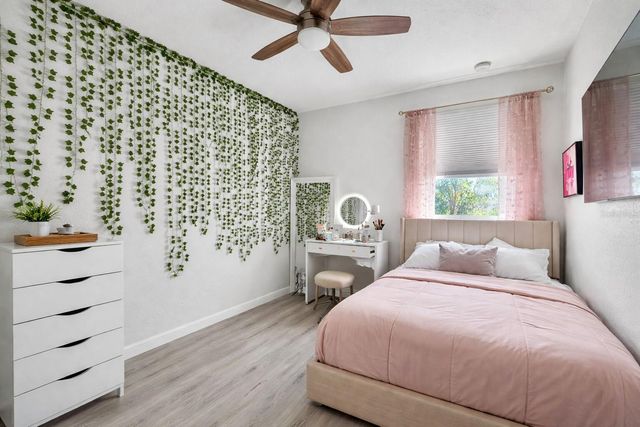 8458 KELSALL DRIVE, Orlando, FL 32832