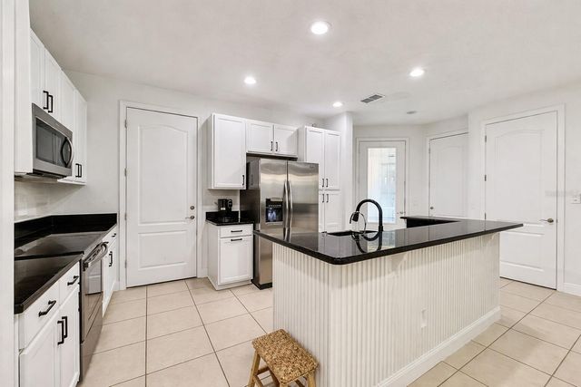 8458 KELSALL DRIVE, Orlando, FL 32832