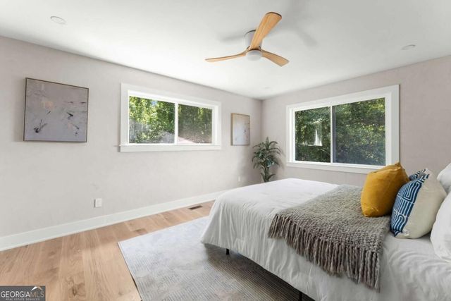 1679 Oak Lane NE, Atlanta, GA 30329