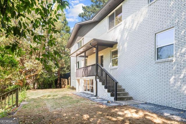1679 Oak Lane NE, Atlanta, GA 30329