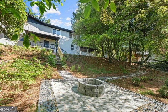 1679 Oak Lane NE, Atlanta, GA 30329