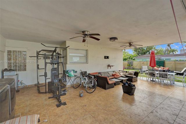 7544 Adventure Ave, North Bay Village, FL 33141