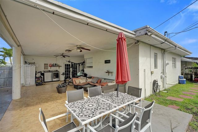 7544 Adventure Ave, North Bay Village, FL 33141