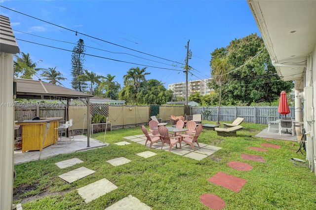 7544 Adventure Ave, North Bay Village, FL 33141