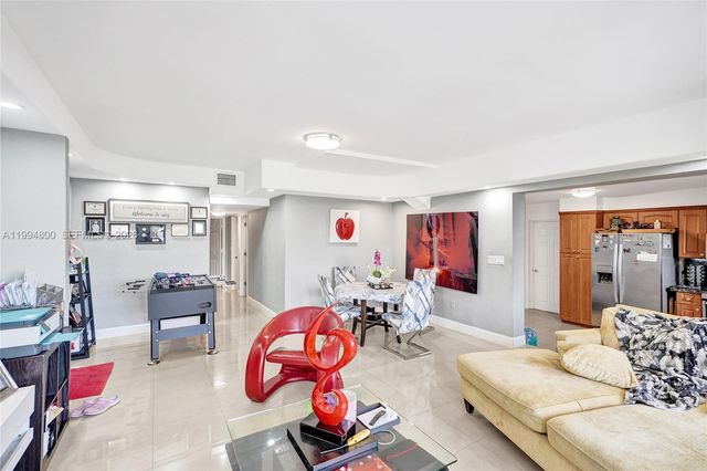 7544 Adventure Ave, North Bay Village, FL 33141