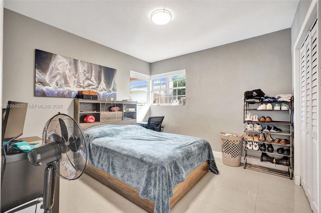 7544 Adventure Ave, North Bay Village, FL 33141