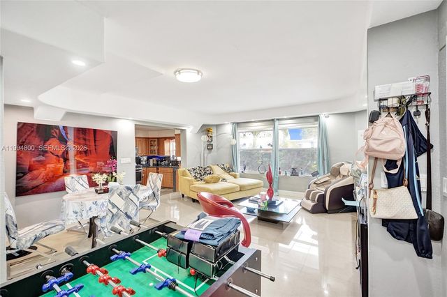 7544 Adventure Ave, North Bay Village, FL 33141