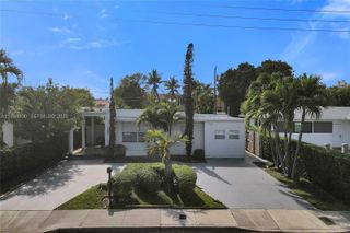 7544 Adventure Ave, North Bay Village, FL 33141