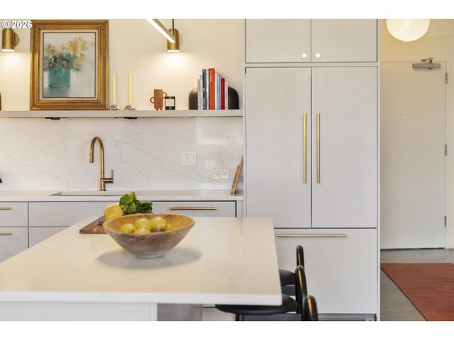 1314 Nw IRVING St 505, Portland, OR 97209